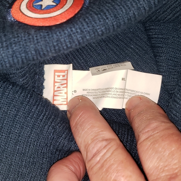 4 marvel themed hats - Picture 5 of 16